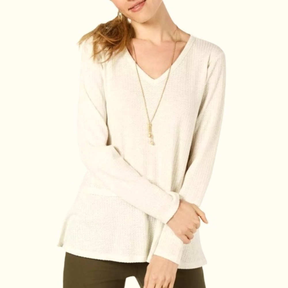 Style & Co L ivory long sleeve v-neck waffle top